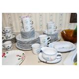 017-Some Highlights Estate Sale Lake Holiday