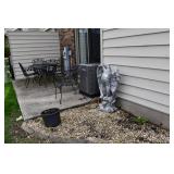 939-Front Yard