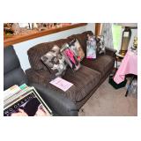 0389-Family Room