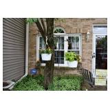 1132-Front Yard