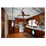 242-Kitchen