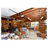 712-Garage