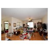 0332-Family Room
