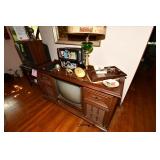 0574-Living Room