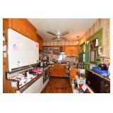 0651-Kitchen