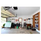 813-Garage