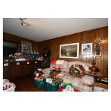 208-Family Room