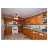 032-Kitchen