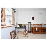307-Family Room