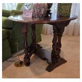 Ethan Allen Drop-leaf Gateleg Side Table