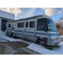 Winnebago Adventurer motor home RV & more