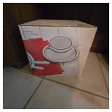 Studio Nova Dinnerware