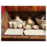 Dinner ware trays