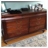 Double dresser