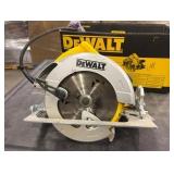 DeWalt 15 amps 7-1/4 in. Corded Brushed Circular Saw 
