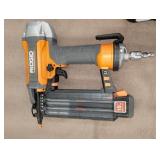 RIDGID R213BNF3 Pneumatic 18-Gauge 2-1/8' Brad Nailer 5190 RIDGID R213BNF3 Pneumatic 18-Gauge 2-1/8' Brad Nailer 5190