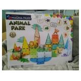 NEW SEALED the Original Magna-Tiles Animal Park 70-Pieces
