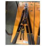 Fiskars 395540-1003 Stainless Steel Lopper/Pruner Set