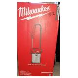 Milwaukee M12 2 gal Hand Held Spray Kit