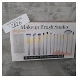 Makeup Brush Studio 13 pc. set with pouch