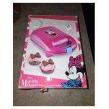 Minnie Mouse cupcake maker