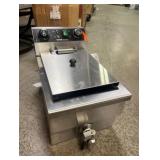 VEVOR Commercial Deep Fryer, 1500W Electric Countertop Fryer with Basket