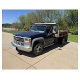 GMC Sierra C3500 HD Truck with Hydraulic Dump