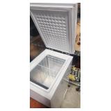 Small deep freezer works good tested