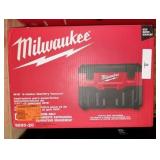 Milwaukee M18 0880-20 2 gal Cordless Shop Vacuum 