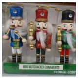 Mini Nutcracker Ornaments Set