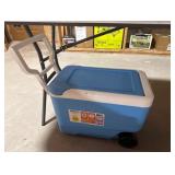 IGLOO 38 quart roller cooler