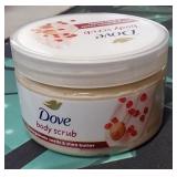 Dove Body Scrub Pomegranate Seeds and Shea Butter