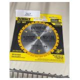 DEWALT DW9052 Circular Saw Blade, 5-3/8 in Dia, 10 mm Arbor, 30-Teeth, Carbide Cutting Edge