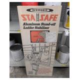 Werner Aluminum Stand-off Ladder Stabilizer