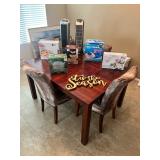 Small dining table / box items 