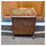 Gorgeous antique tiger oak shoe shine box with brushes and accessories