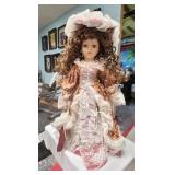 Selection of Toys, Dolls and Collectibles 