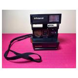 Vintage Polaroid Sun 660 Camera