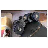 Swift Saratoga Mark I 8x40 Binoculars w Box