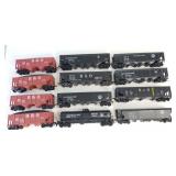 12 Baltimore & Ohio Model Train Freight Cars- Hopper & Tank Cars