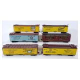 Six Walthers???? igerator/Reefer Freight Cars - Advertising Road Name