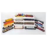 16 Flat Cars & Gondolas With Loads