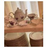 Tea pot