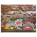 Vintage Electronics & Record Albums