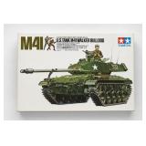 Tamiya M41 Walker Bulldog 1/35 Model Kit No. 55