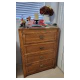Chest of drawers