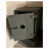 Schwab floor safe, opens with comination 