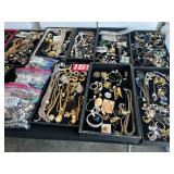 Laguna Hills Treasures By Treasure Hunt (Costeau St. & Velasquez Rd.)