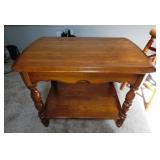 Pair of vtg. Bassett Maple Side Tables/Nightstands