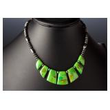 Sterling Silver Gaspeite Native American Graduated Stone Necklace 15.5in